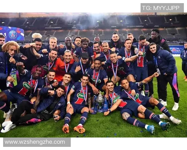 FIFA足球世界欧冠激战球星风采揭秘与精彩对决分析 FIFA足球世界欧冠激战球星风采揭秘与精彩对决分析