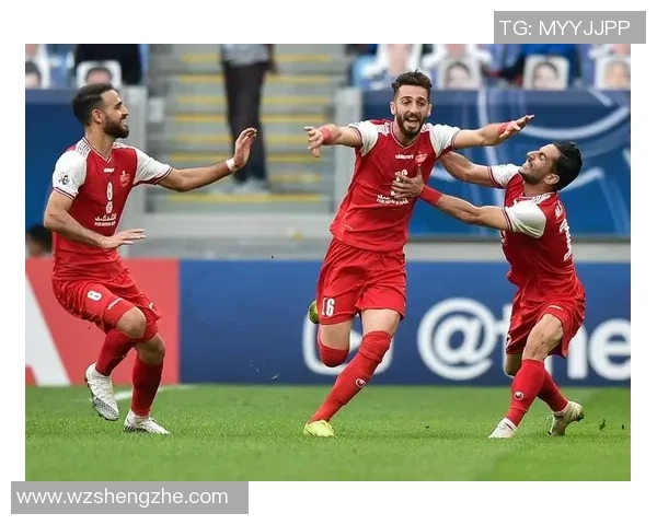 伊朗足球巨星闪耀绿茵场引领亚洲力量再掀波斯荣耀风暴