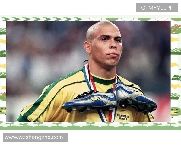 昔日传奇球星的风采与足坛变迁：回顾经典赛事与辉煌时刻