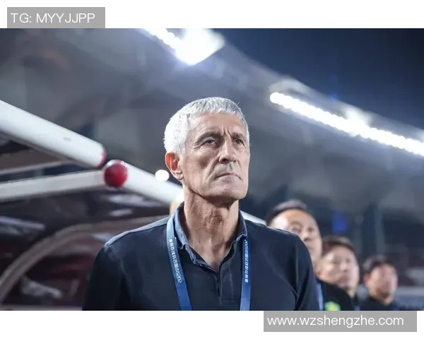 耸肩动作成经典画面 足球球星个性姿态引发球迷热议